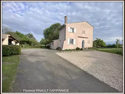 Maison, 219 m²