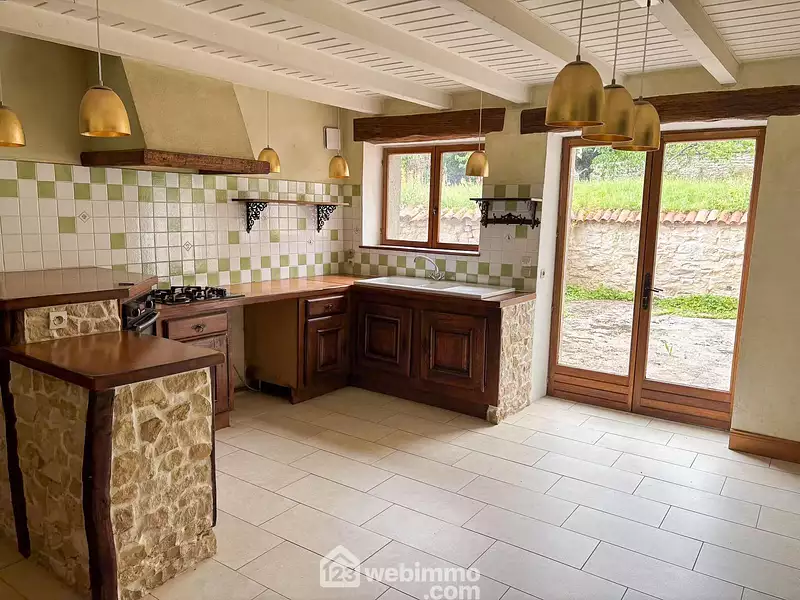 Maison, 320 m²