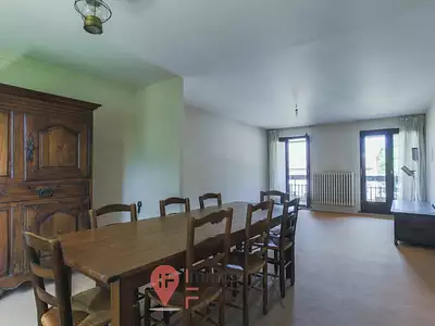 Maison, 166 m²