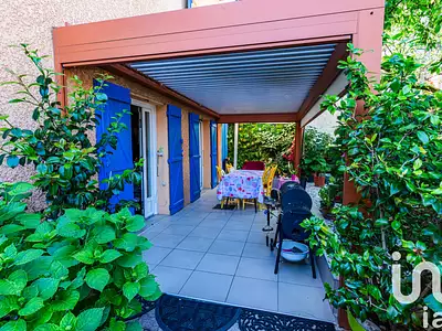 Maison, 240 m²