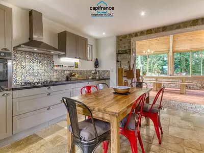 Maison, 315 m²