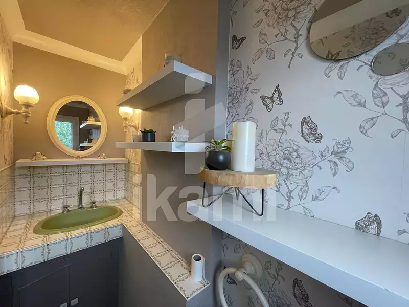 Maison, 168 m²