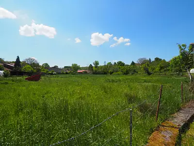 Terrain, 738 m²