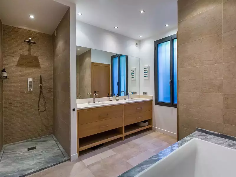 Maison, 300 m²