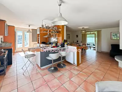 Maison, 140 m²