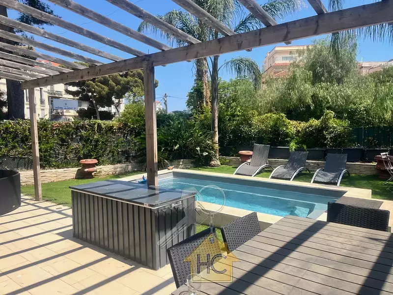 Maison, 140 m²