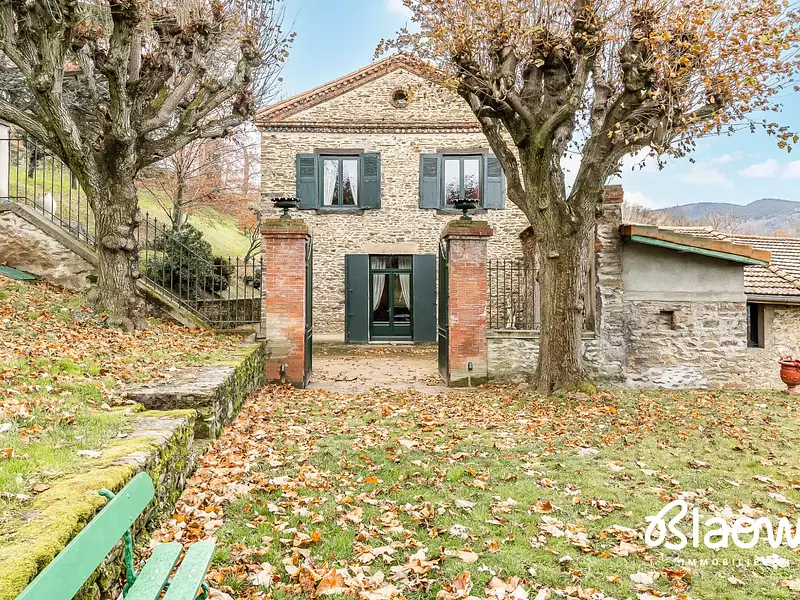 Maison, 306 m²