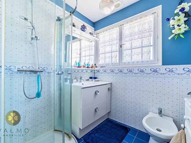 Maison, 160 m²