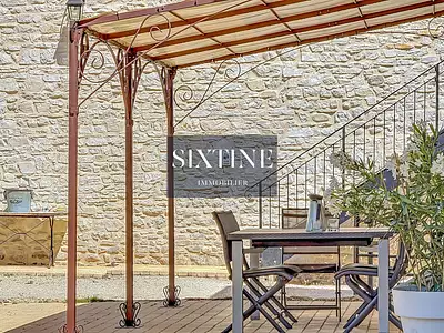 Maison, 692 m²