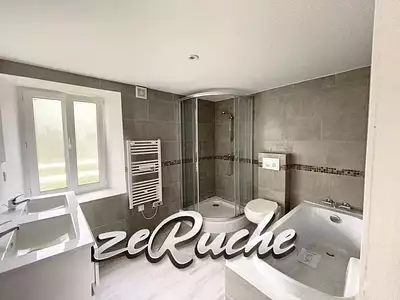 Maison, 220 m²