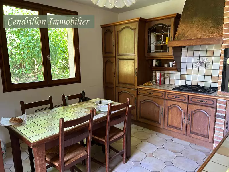 Maison, 168 m²