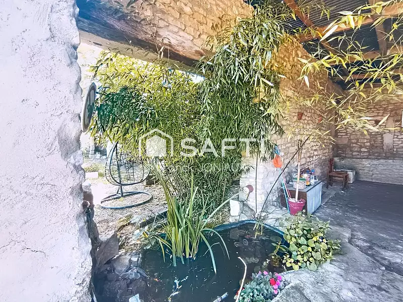 Maison, 325 m²