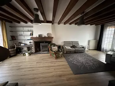 Maison, 240 m²