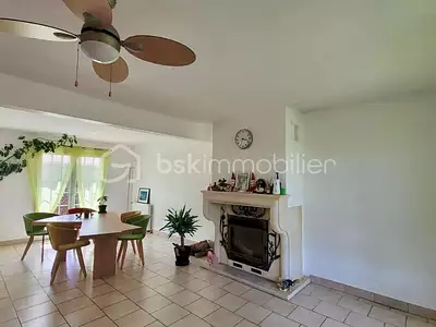 Maison, 185 m²