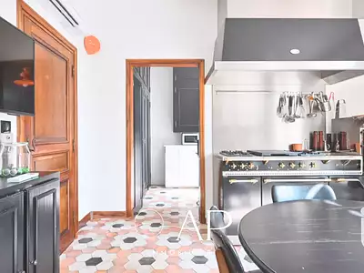 Maison, 280 m²