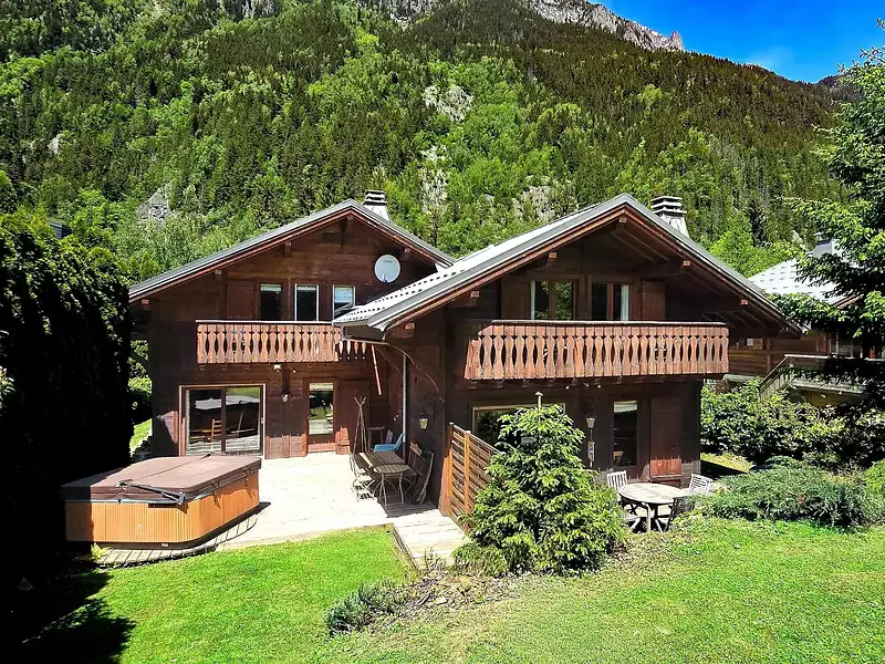 Maison, 216 m²