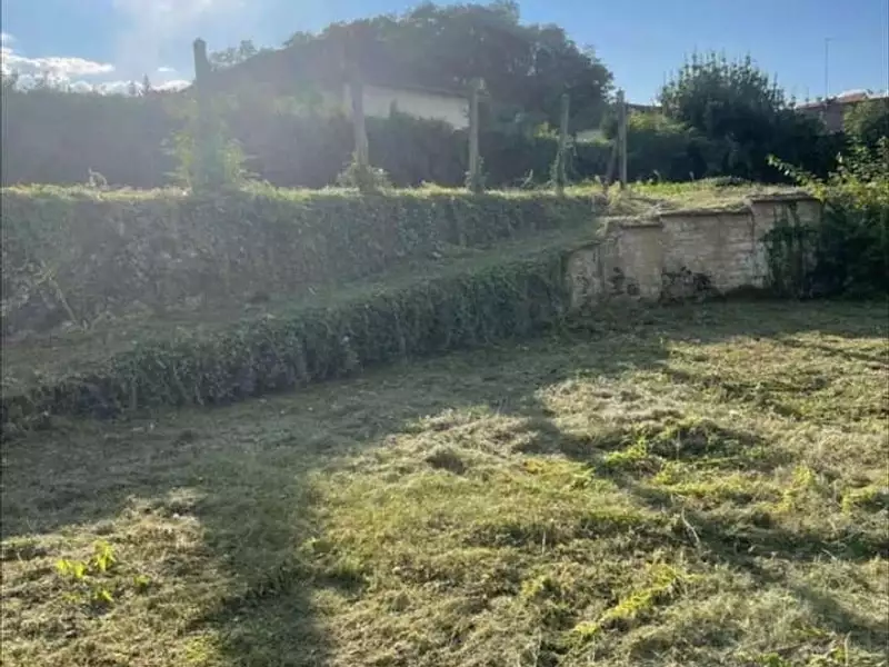 Terrain, 1 030 m²