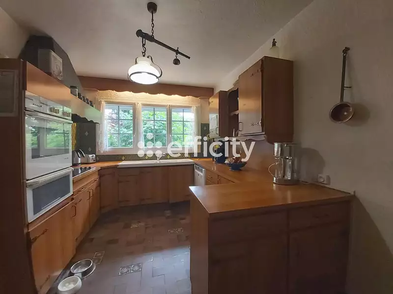 Maison, 190 m²