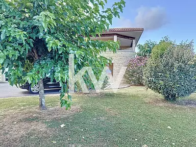 Maison, 220 m²
