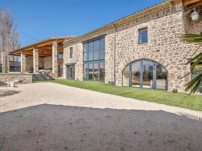 Maison, 270 m²