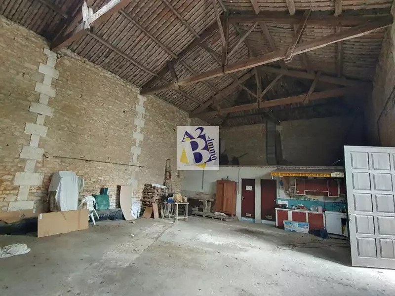 Maison, 221 m²