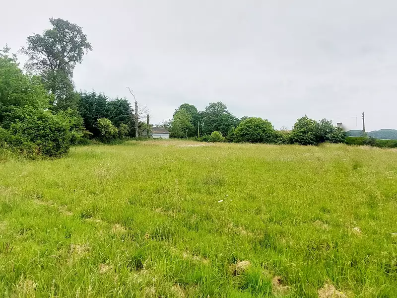 Terrain, 2 205 m²