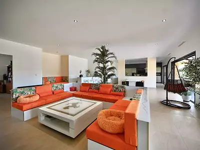 Maison, 250 m²