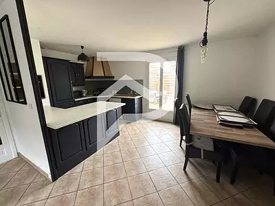 Maison, 77 m²