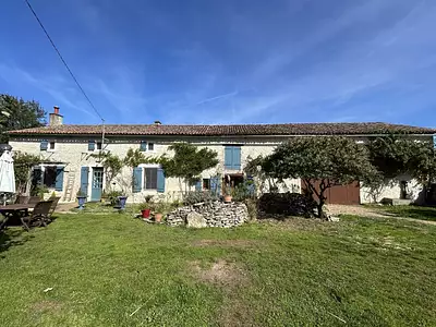 Maison, 251 m²