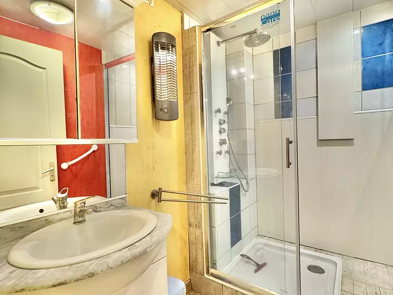 Maison, 166 m²