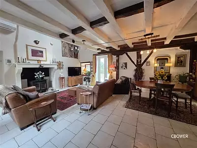 Maison, 196 m²