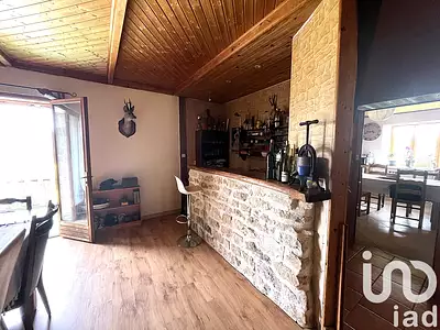 Maison, 215 m²