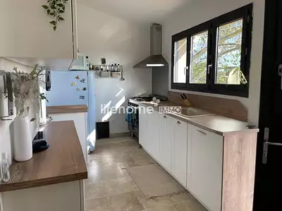 Maison, 198 m²
