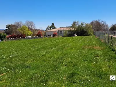 Terrain, 1 180 m²