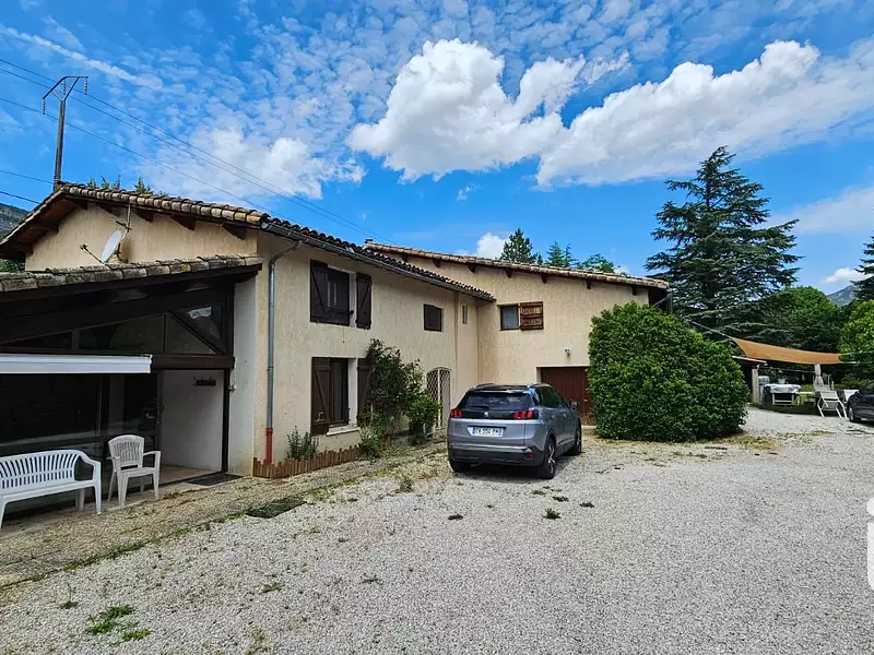 Maison, 290 m²