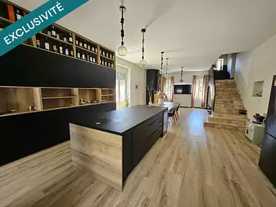 Maison, 231 m²