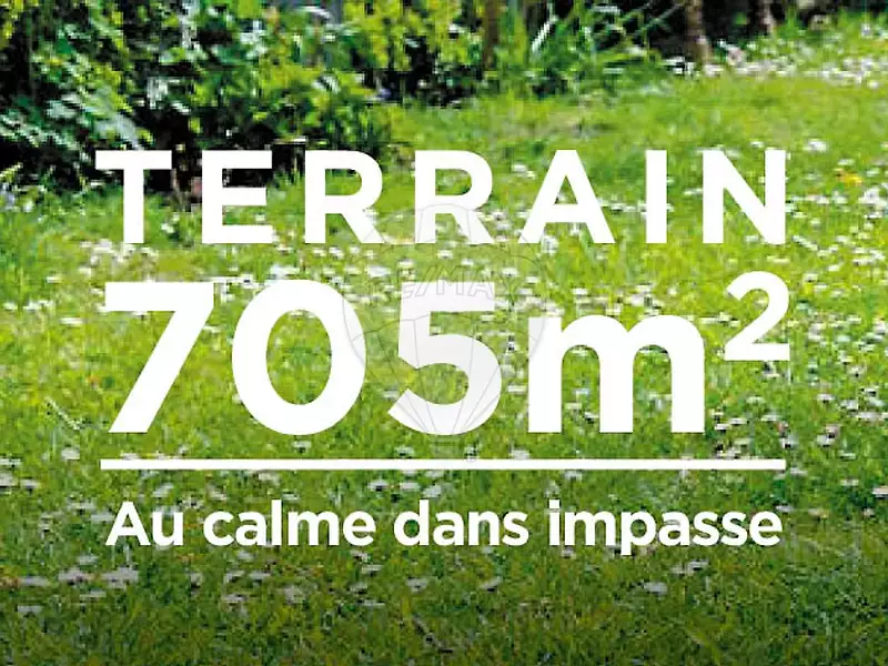 Terrain, 705 m²