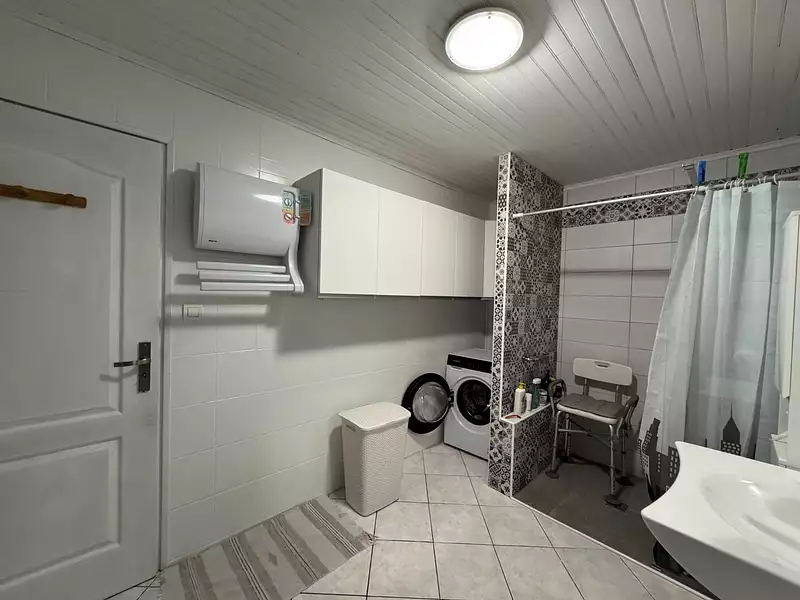 Maison, 259 m²