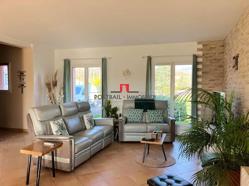 Maison, 160 m²