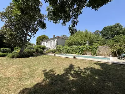 Maison, 260 m²