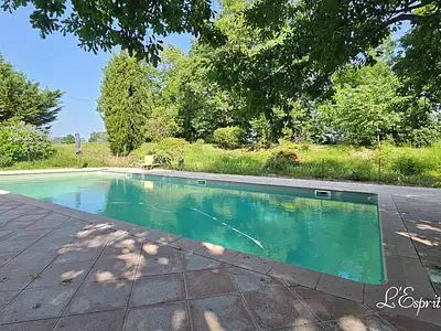 Maison, 301 m²