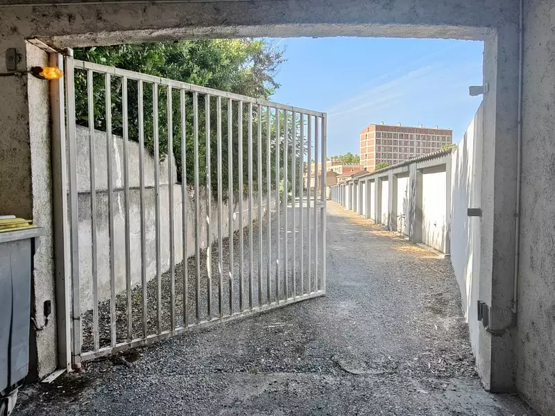 Parking, 15 m²