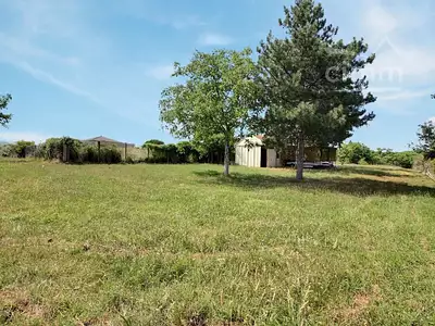 Terrain, 2 000 m²