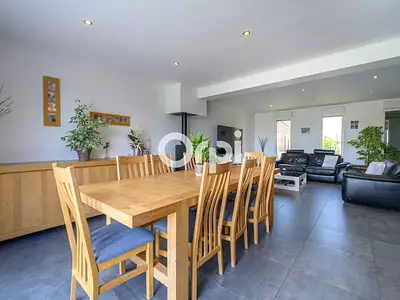 Maison, 167 m²