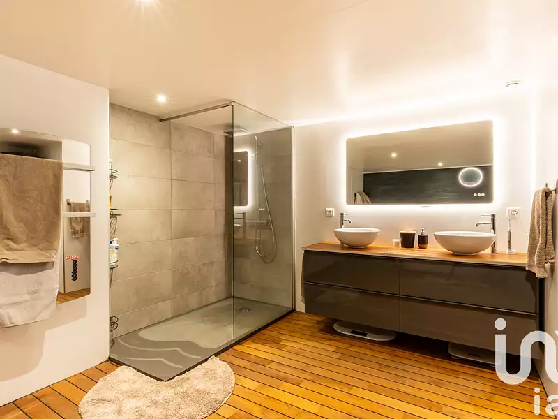 Maison, 176 m²