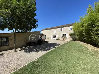 Maison, 280 m²