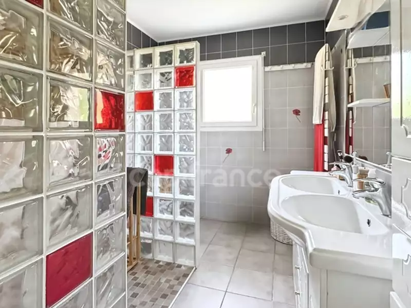Maison, 150 m²