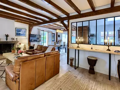 Maison, 225 m²