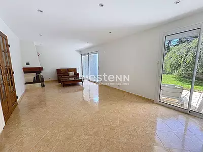 Maison, 93 m²