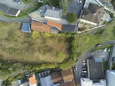 Terrain, 3 593 m²